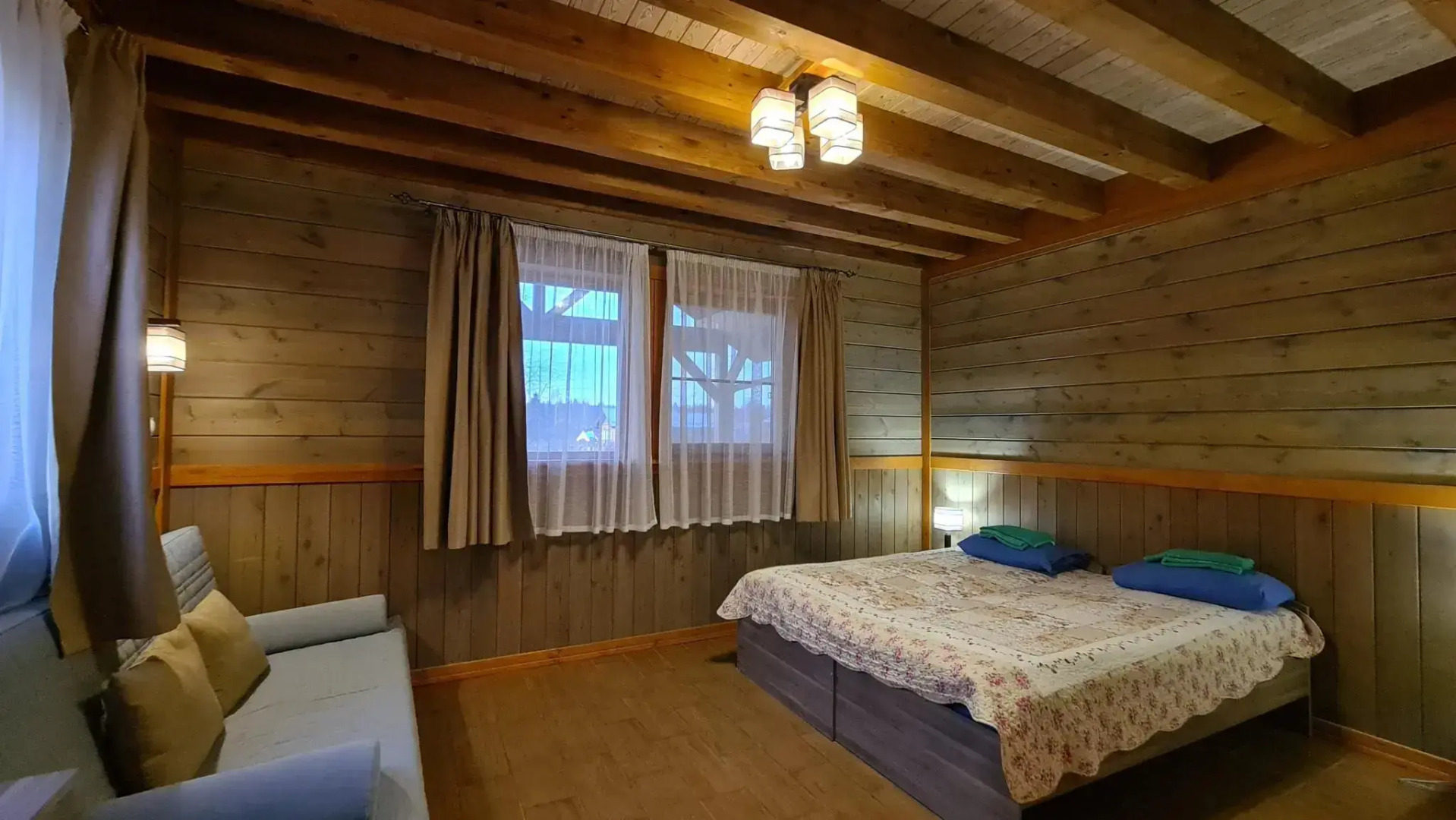 Коттедж А8 на базе отдыха Новинки Парк