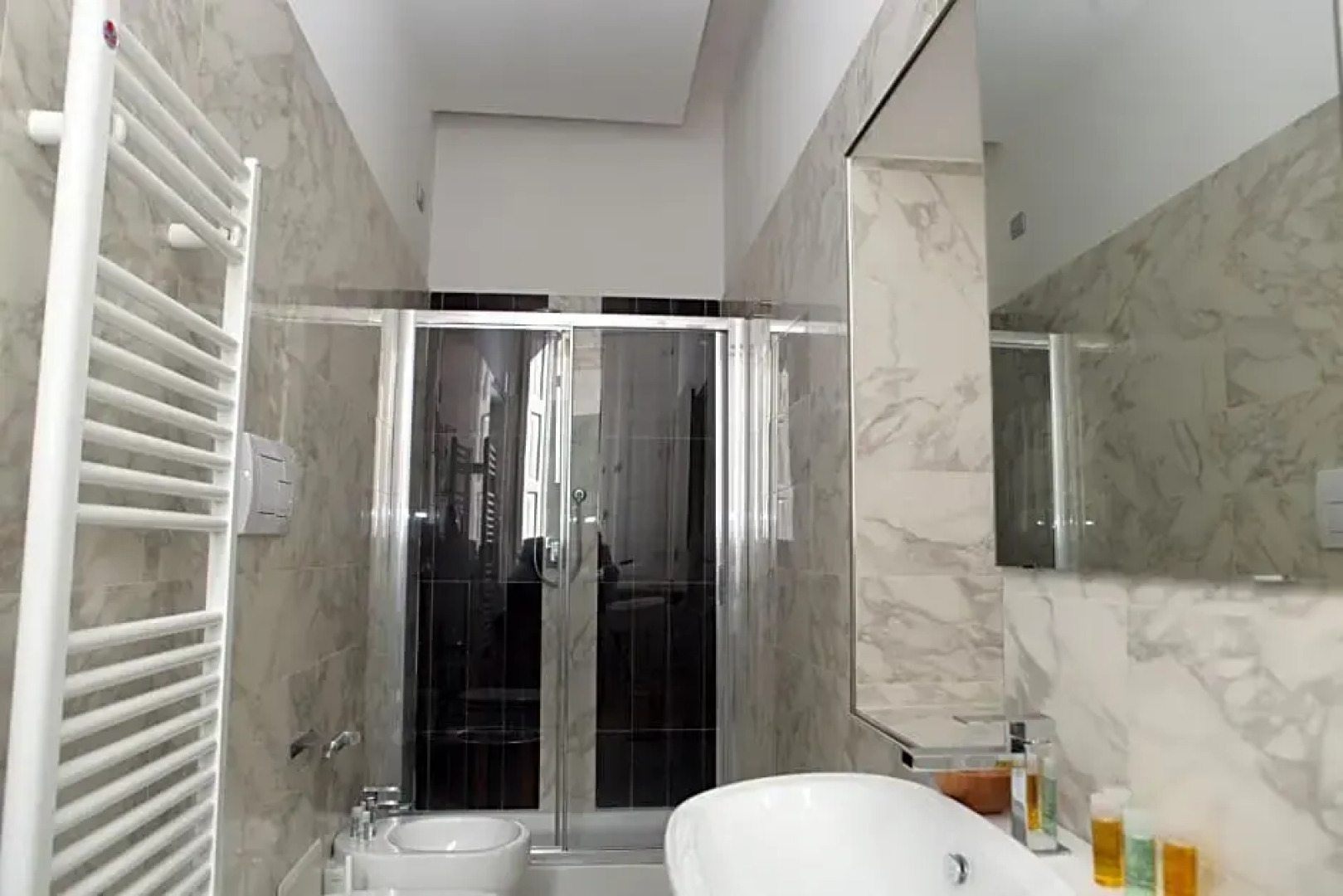 900 Bed and Breakfast