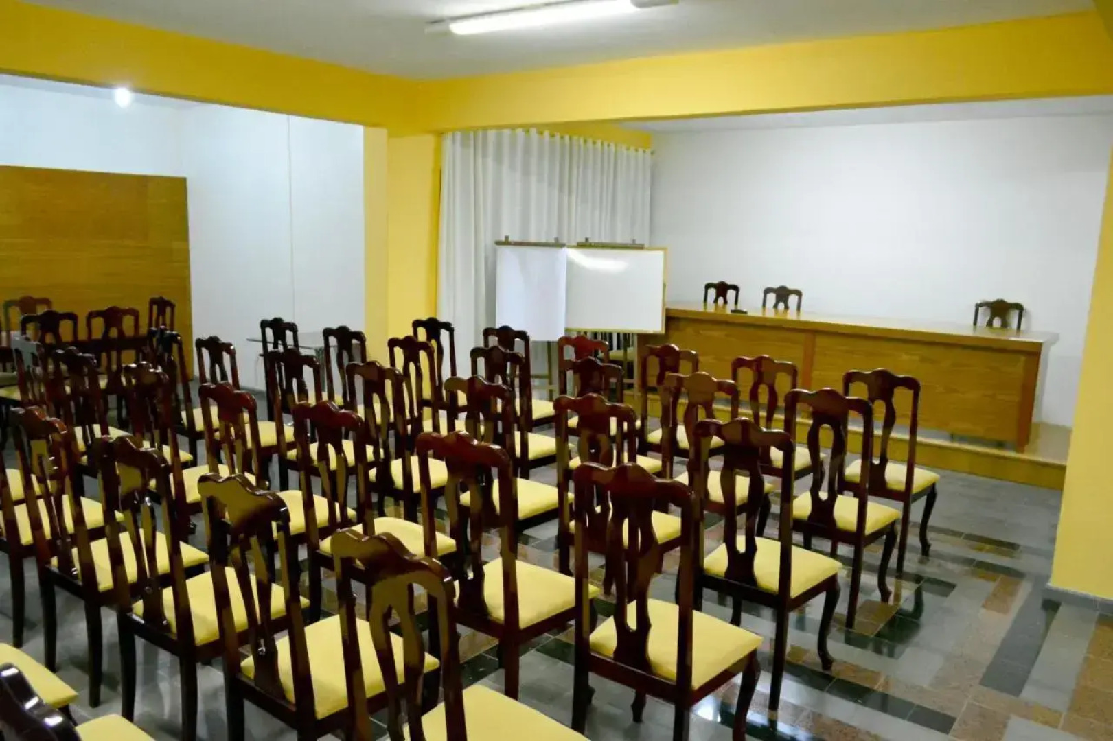 Condall Palace Hotel