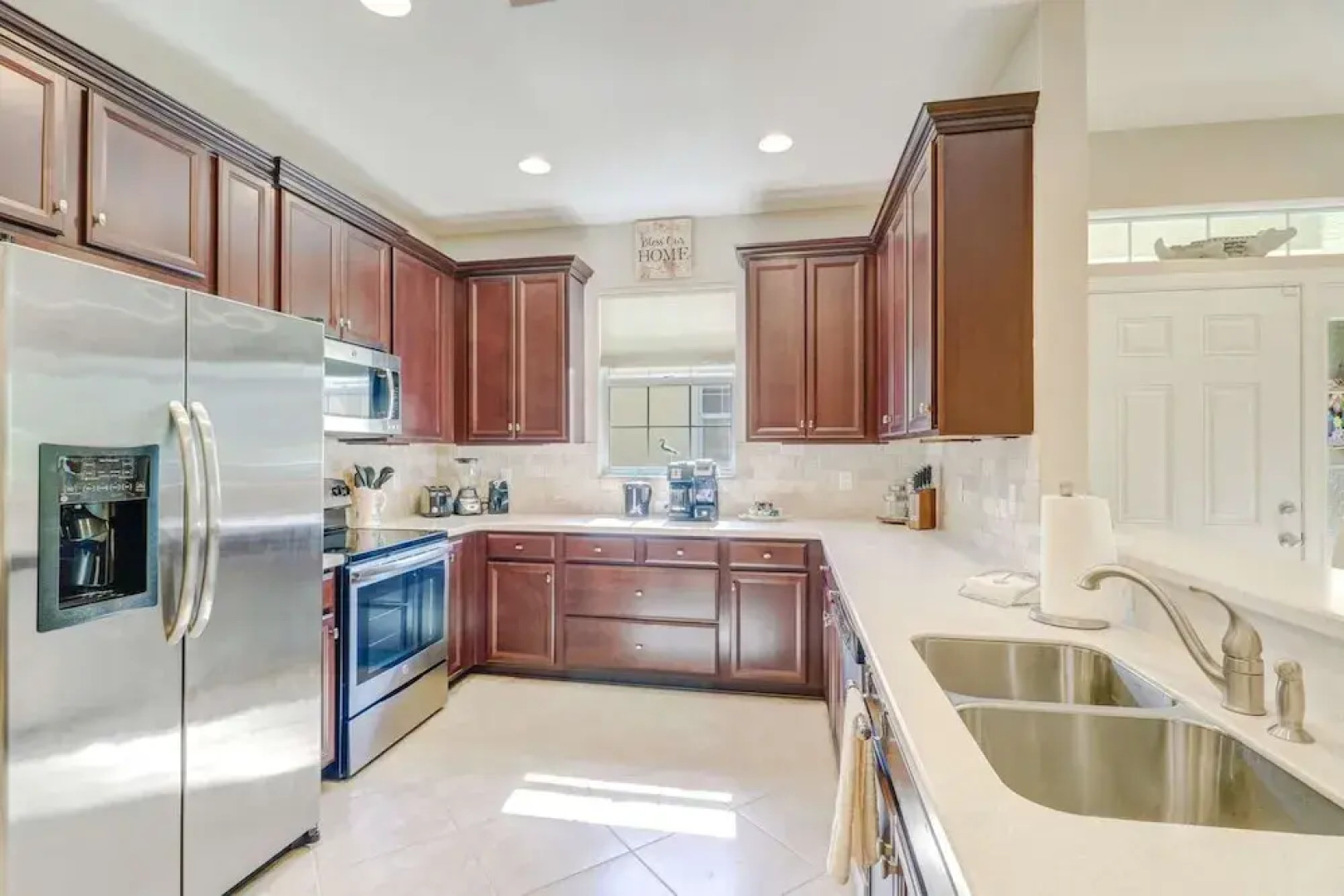 9907 Periwinkle Preserve Ln