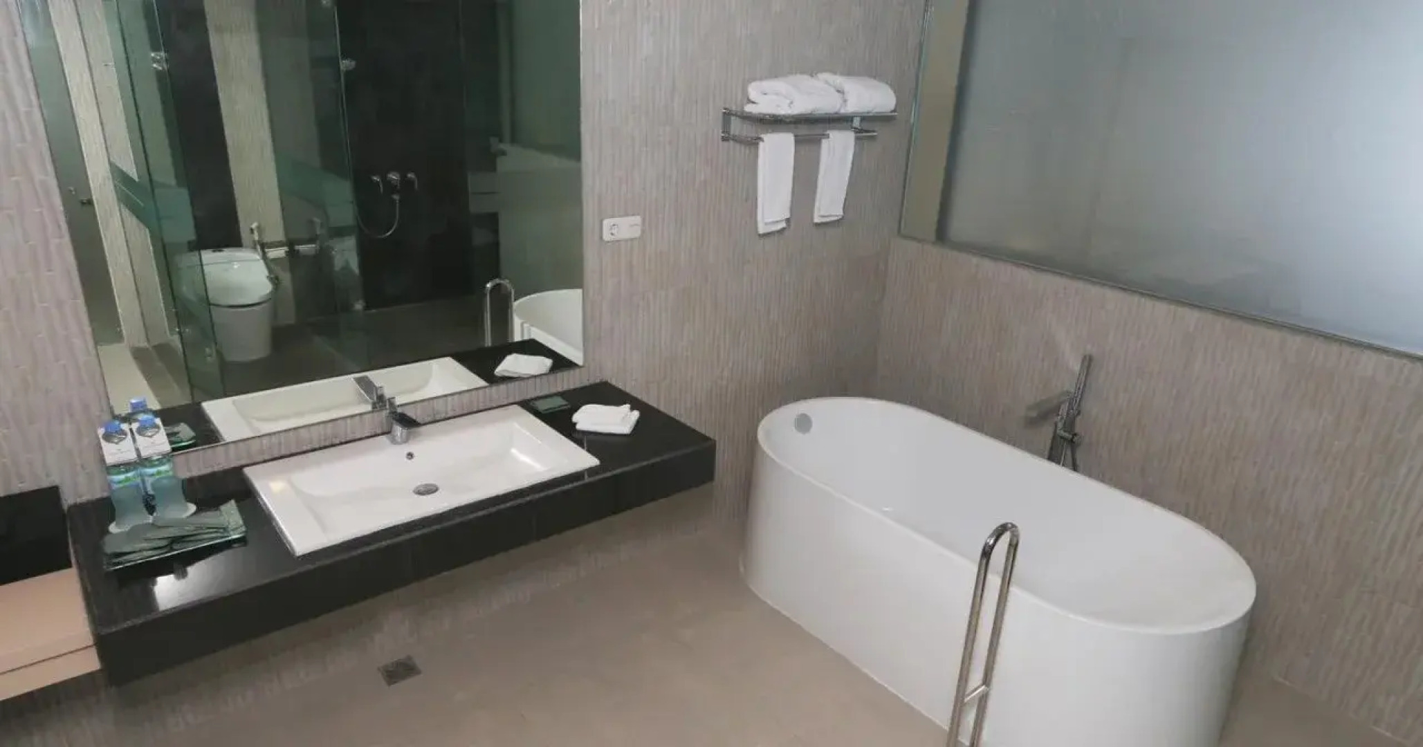 Hotel Santika Luwuk - Sulawesi Tengah