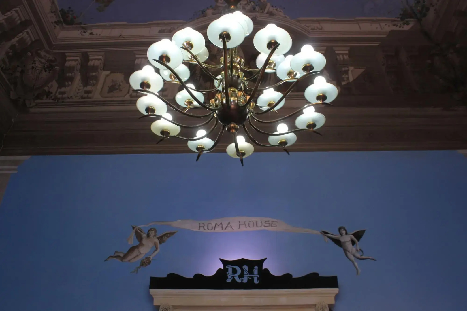 The Roma House