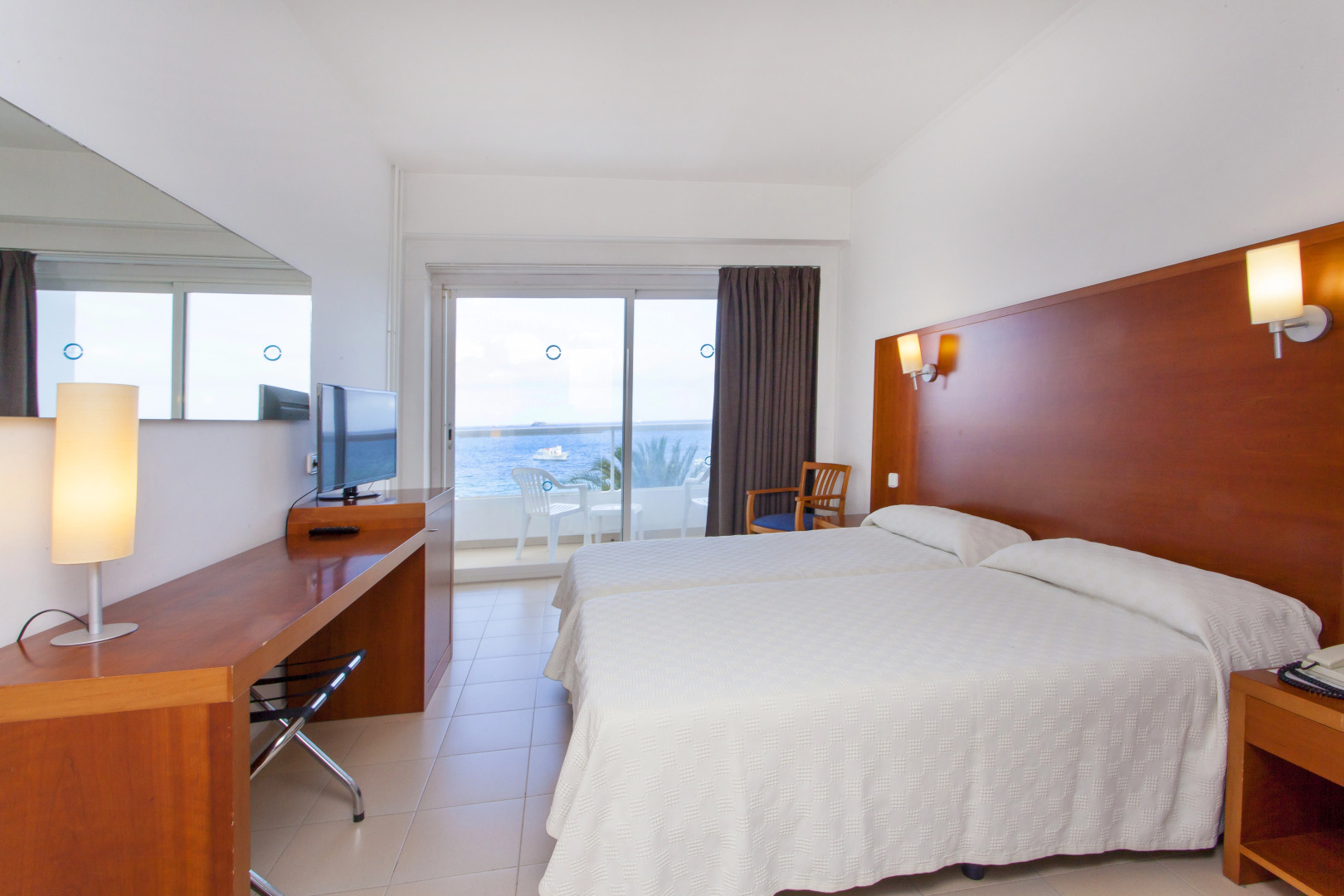 Отель Ibiza Playa