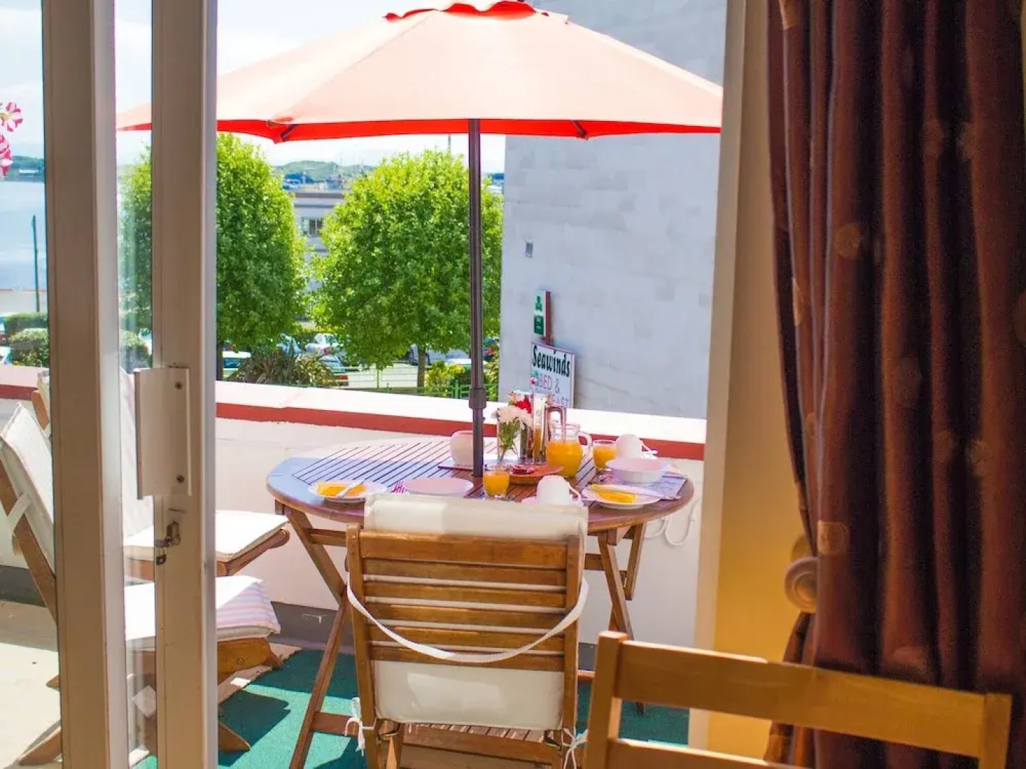 Seawinds Bed & Breakfast