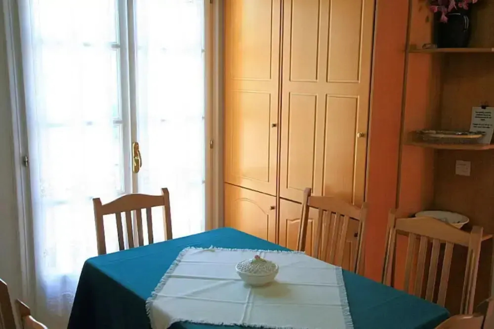 Alexandra Walk to Beach Sea Views A C Wifi Car Not Required - 218