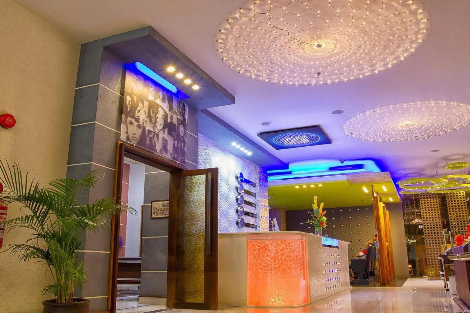 Hotel DreamWorld North EDSA