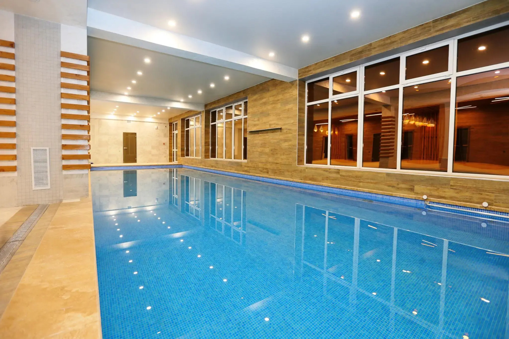 Прибой Гранд Отель и Спа