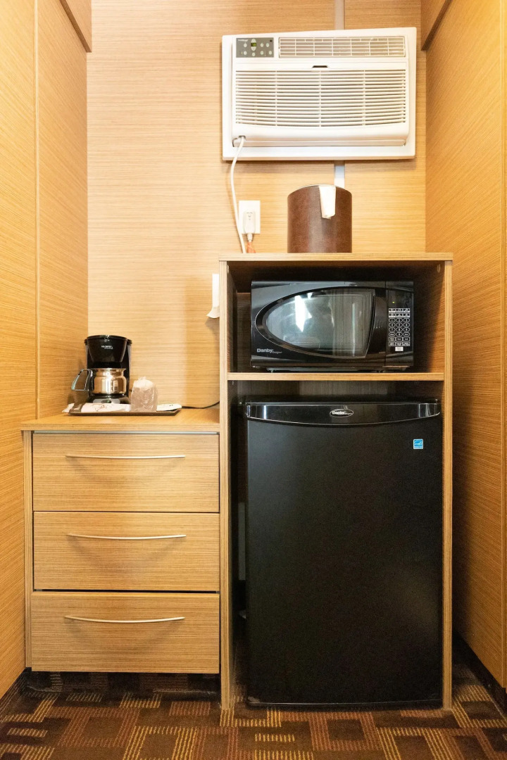 The Garden Hotel & Resort