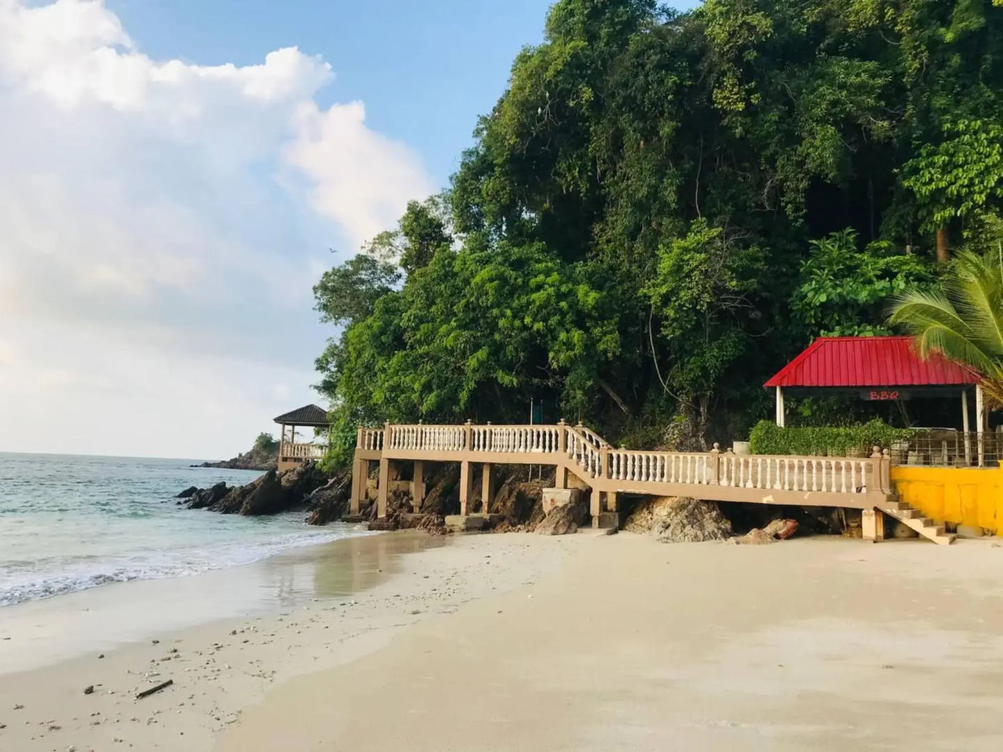 Kapas Coral Beach Resort