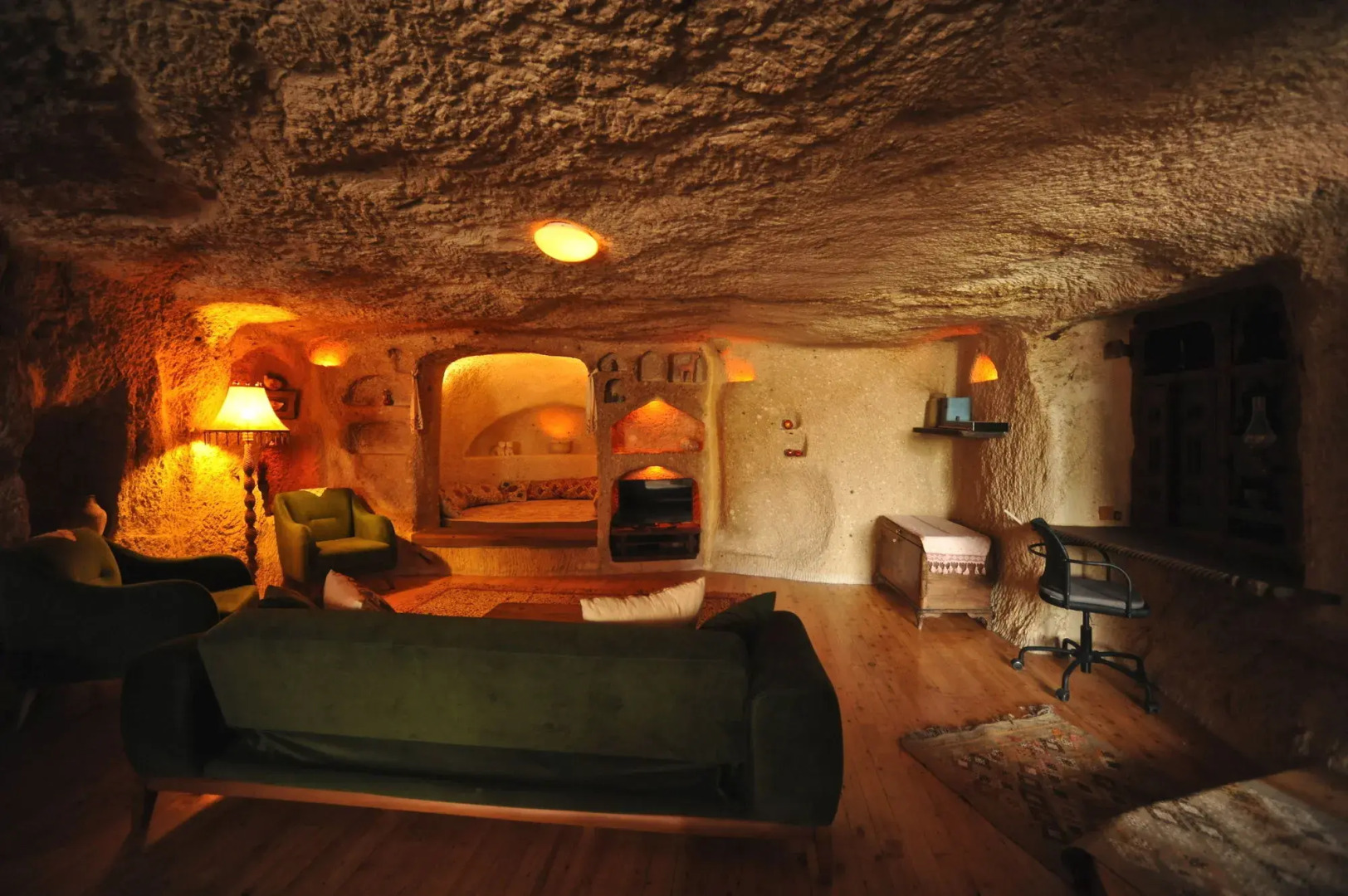 Anitya Cave House