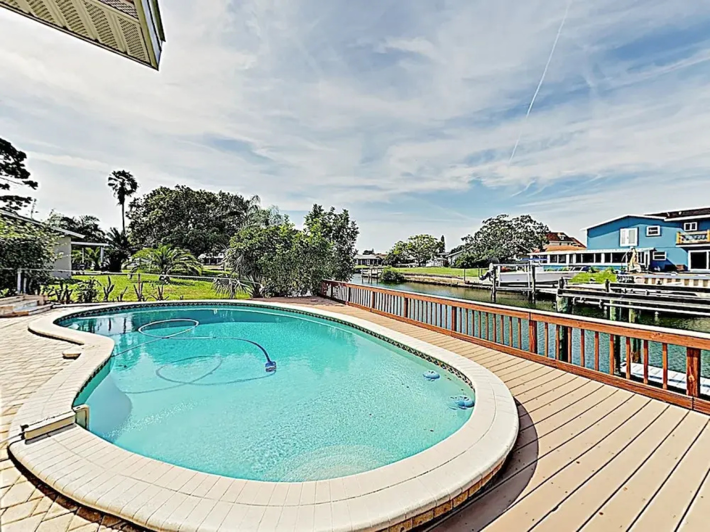 8723 Tampa - 3 Br Home