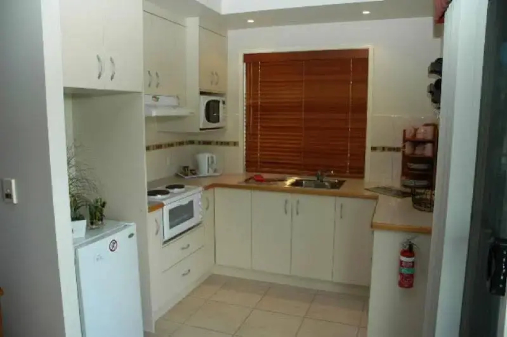 Alexander Lakeside Bed & Breakfast