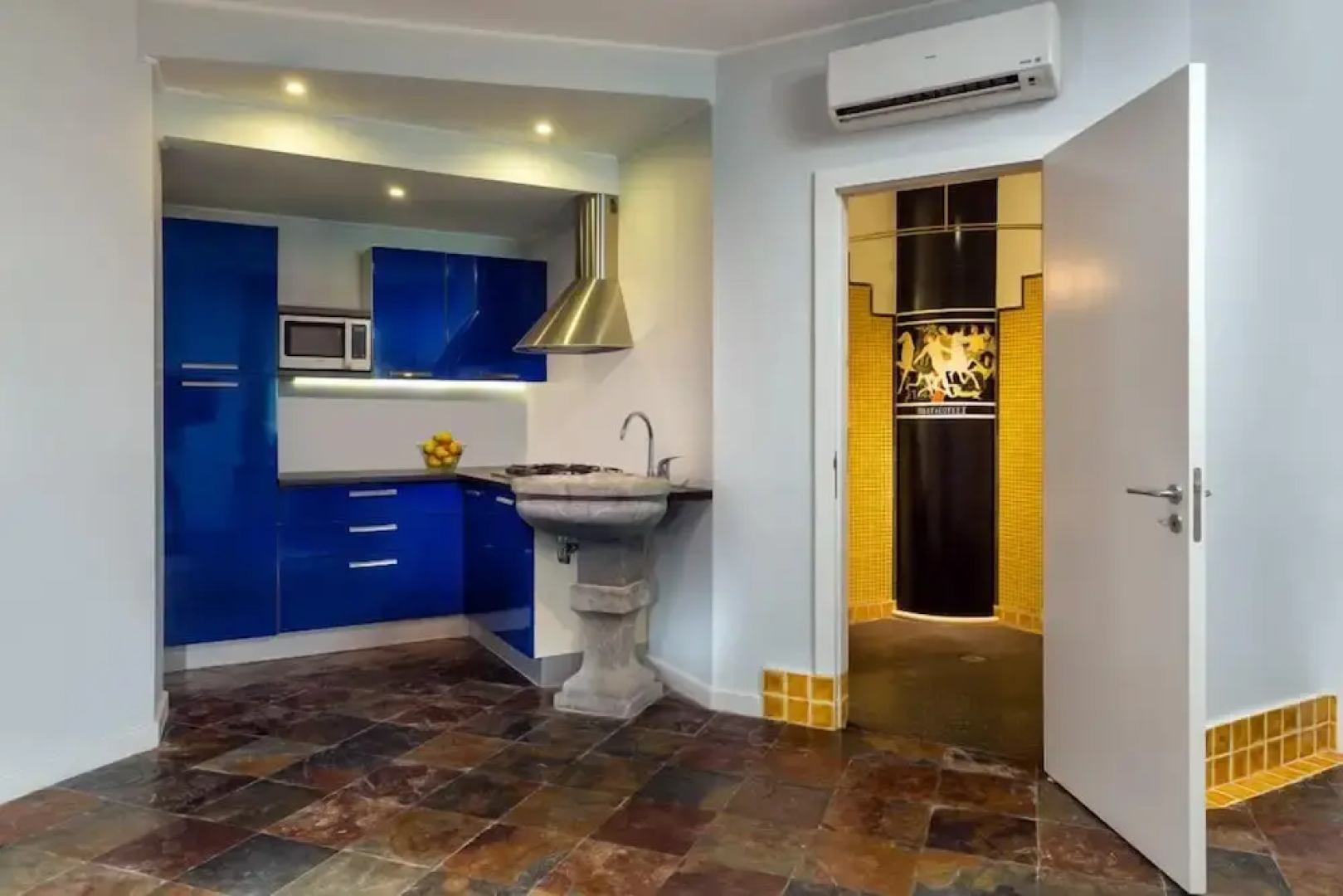 Medea Residence