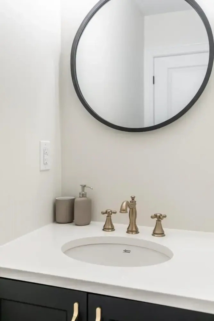 Iconic Rideau 1Bd Unit Balcony Free Parking 2