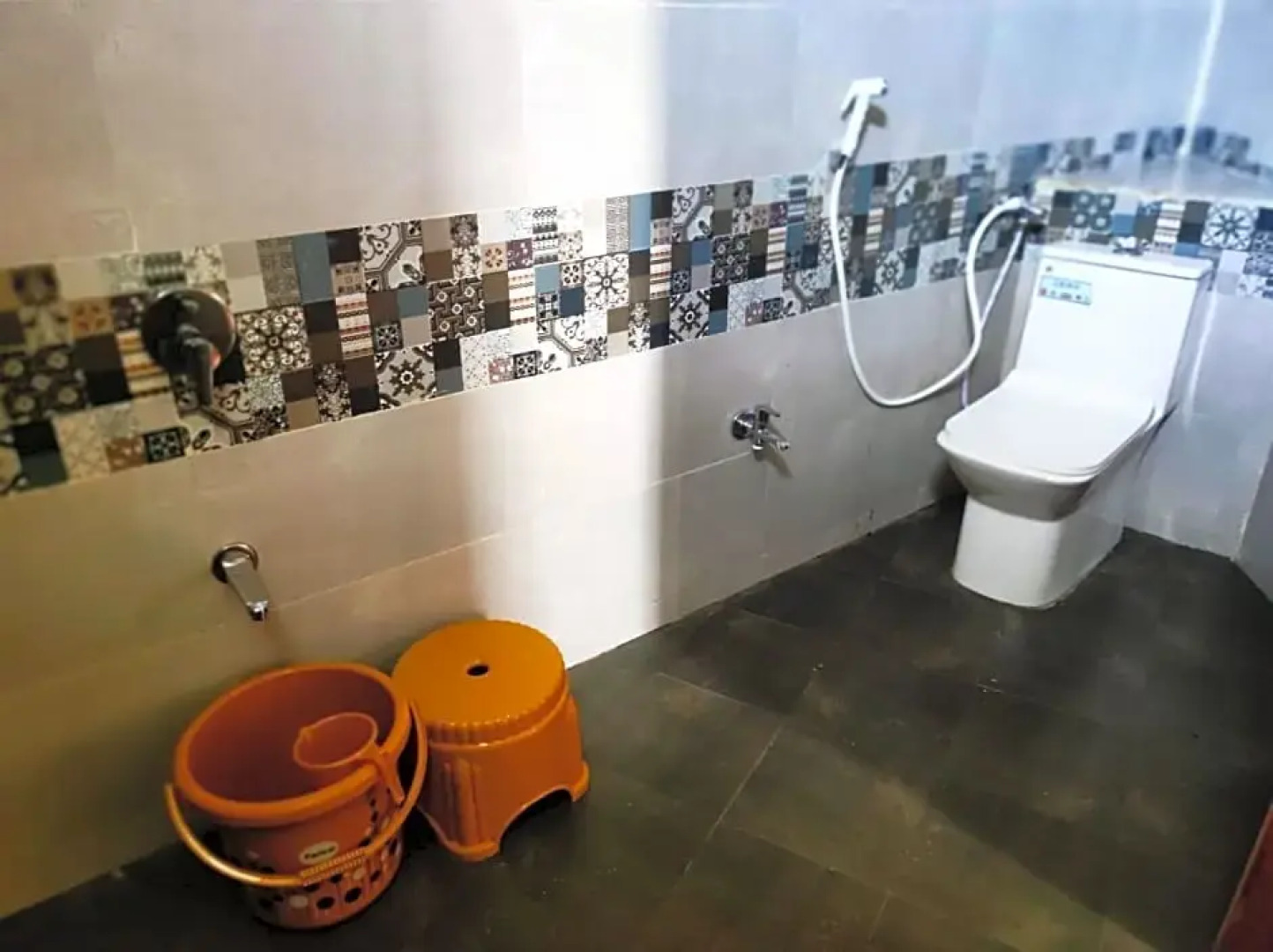 Club Shandilya-A Cheerful 3 BR Place in Nature lap