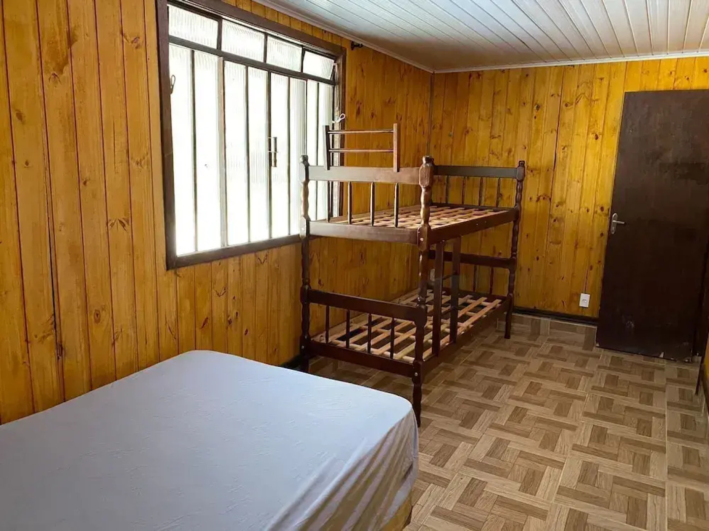 Casa Camping Pontal do Sul - Com Piscina - Hostel