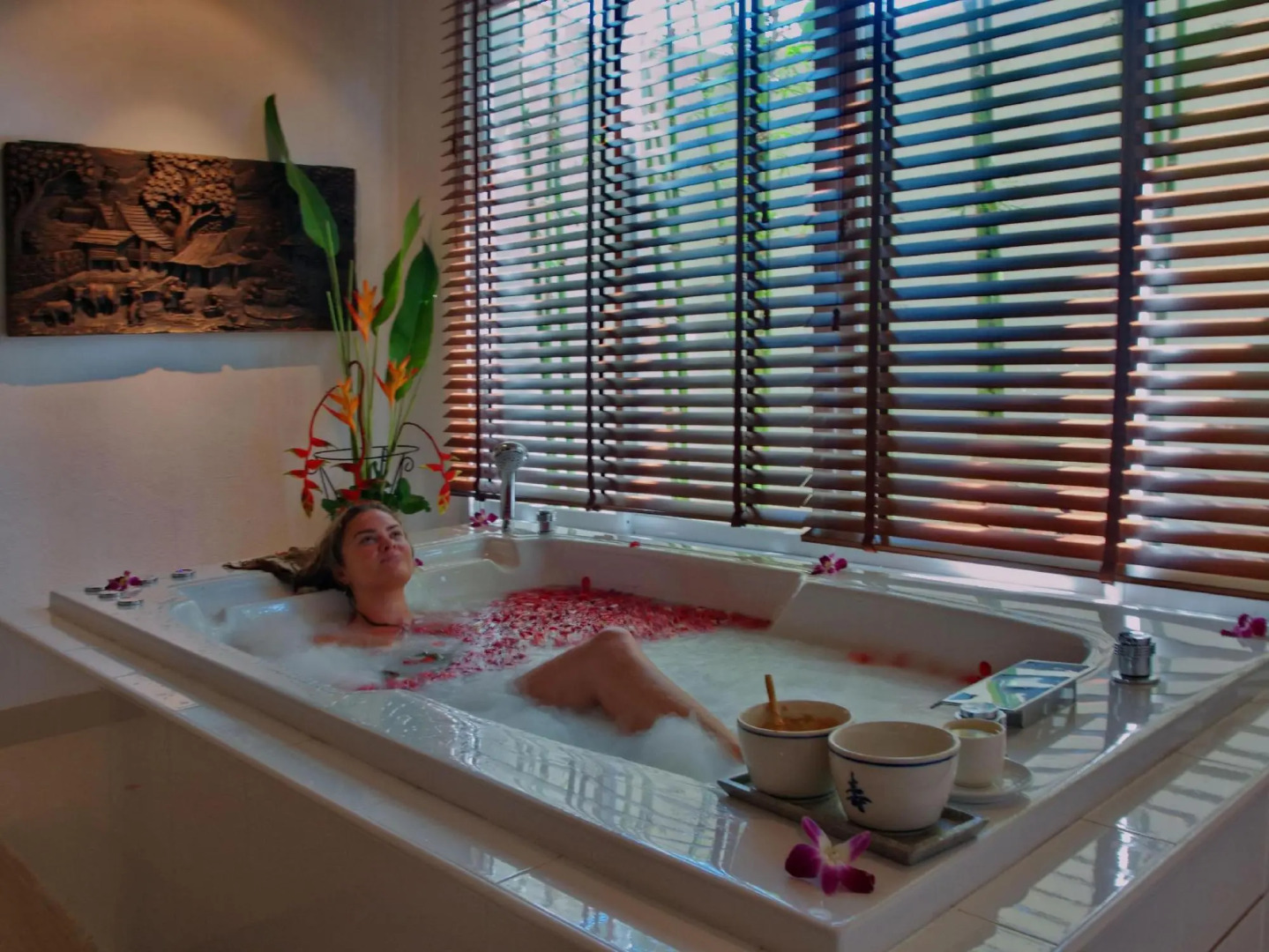 Thara Patong Beach Resort & Spa