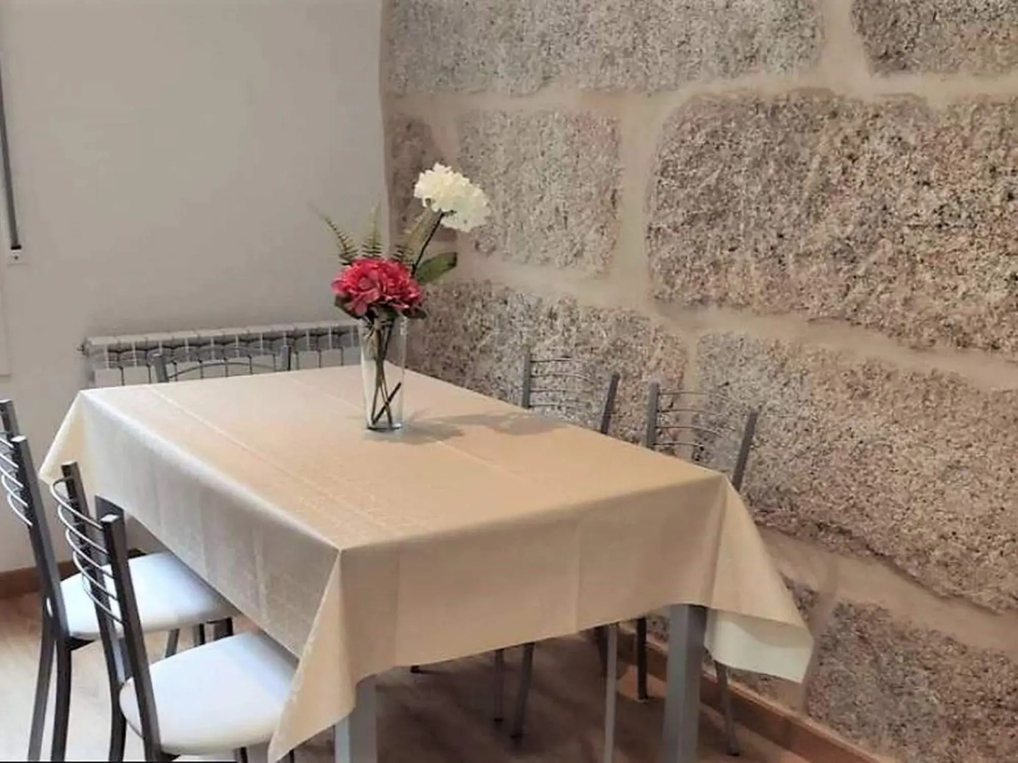 Charming Apartment in Ourense overlooking the City