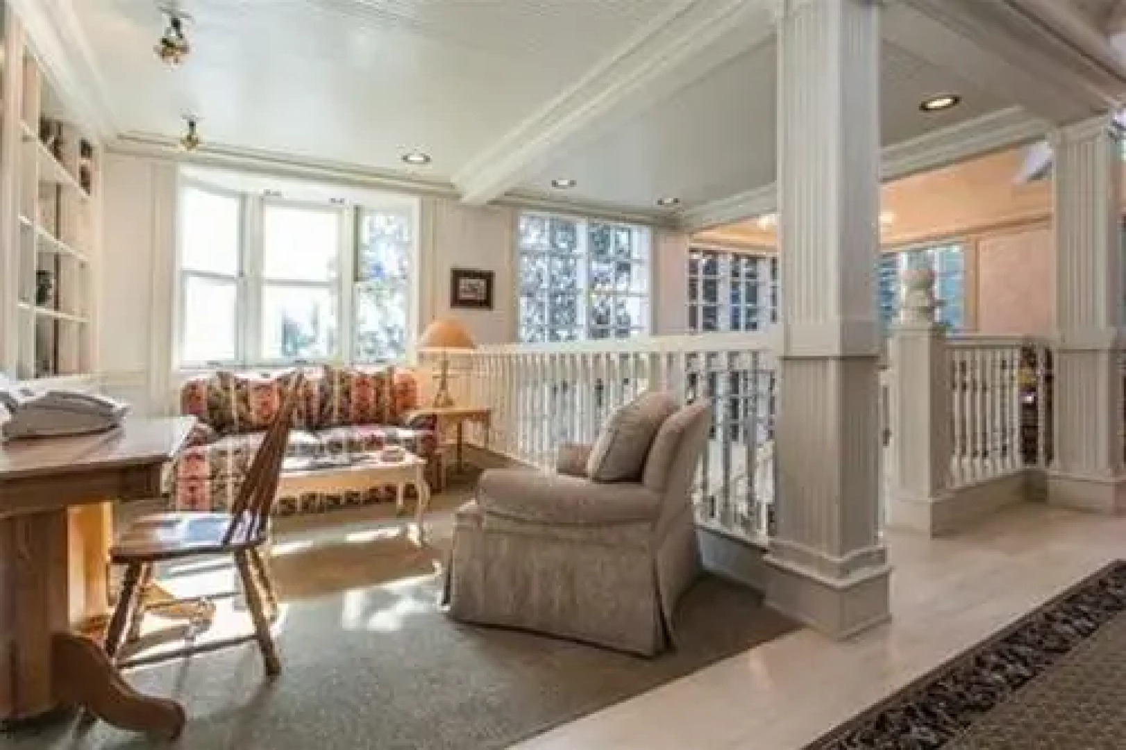 West End Splendor - 5 Bedrooms Home