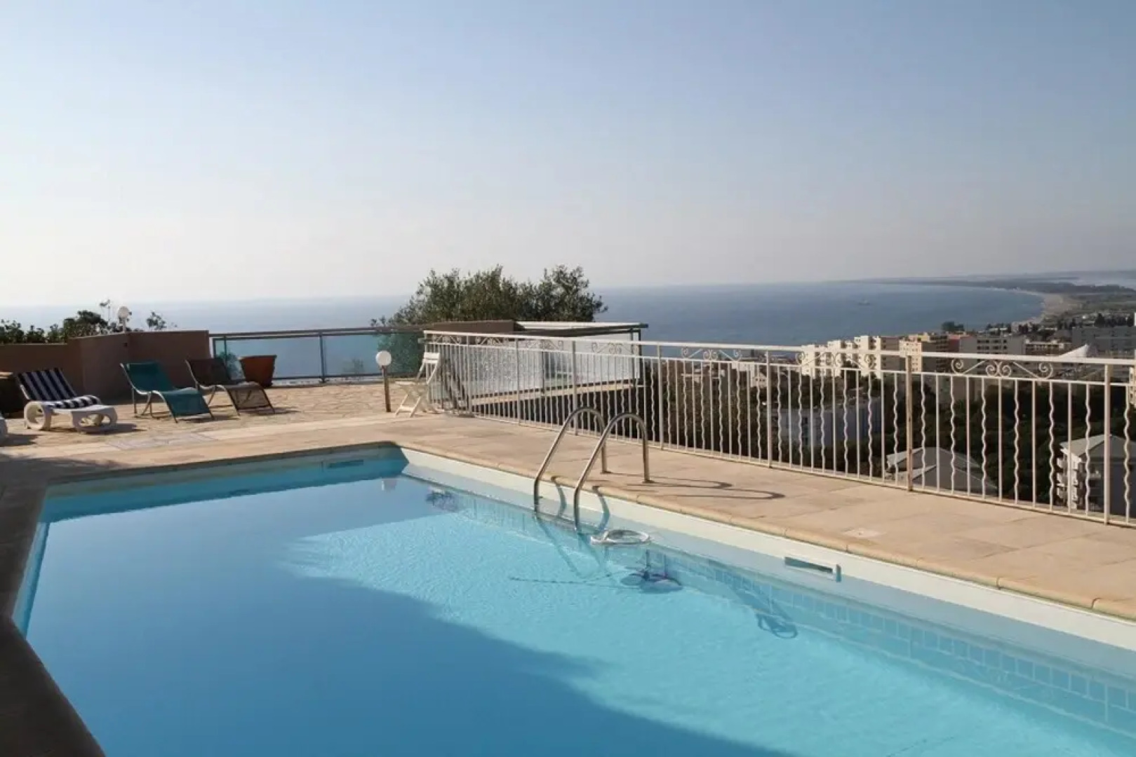 Apartment With 2 Bedrooms in Bastia, With Wonderful sea View, Pool Acc
