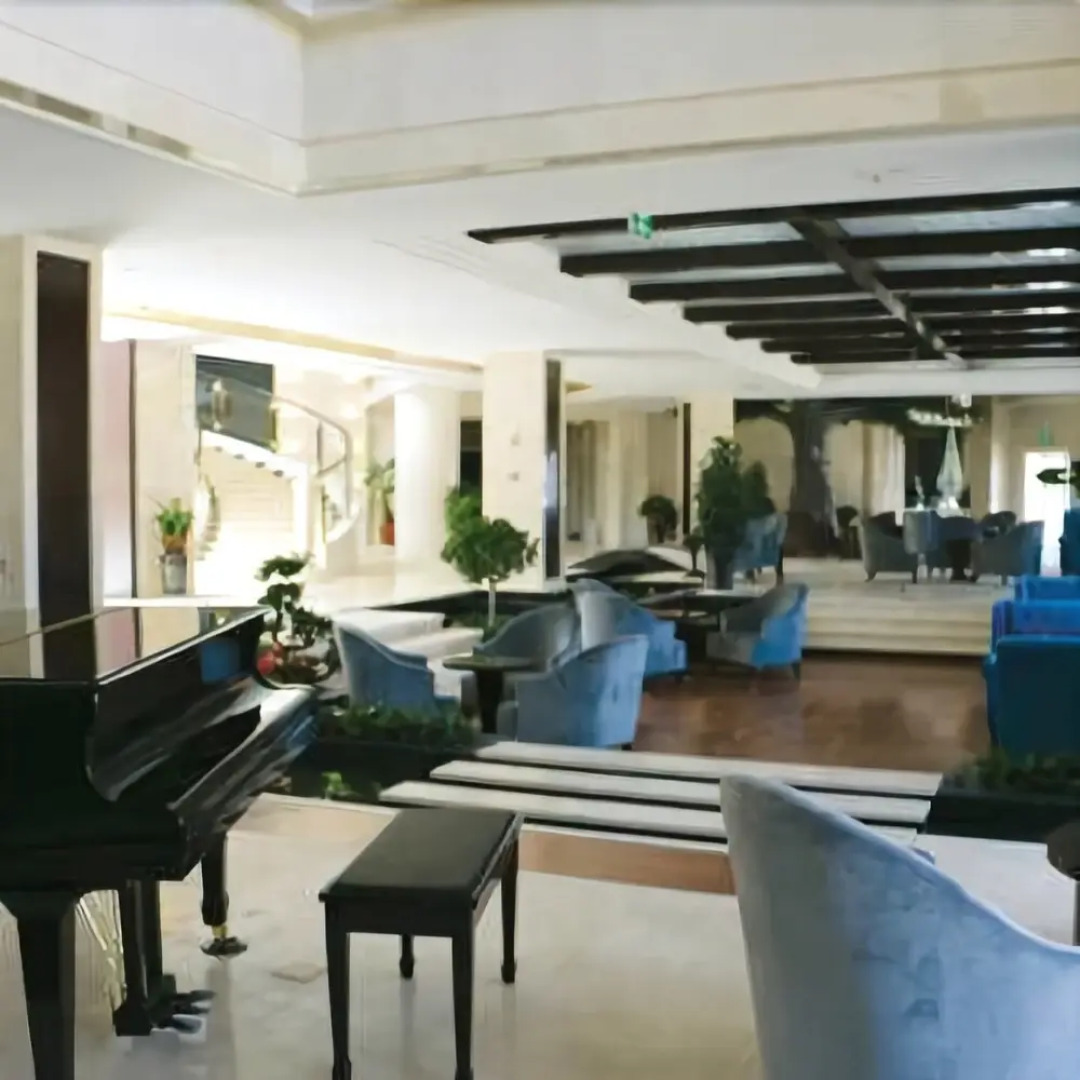 Western Airport Aviation Hotel