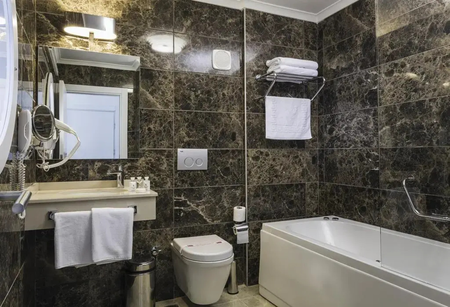 Uslu Otel Royal Yachting