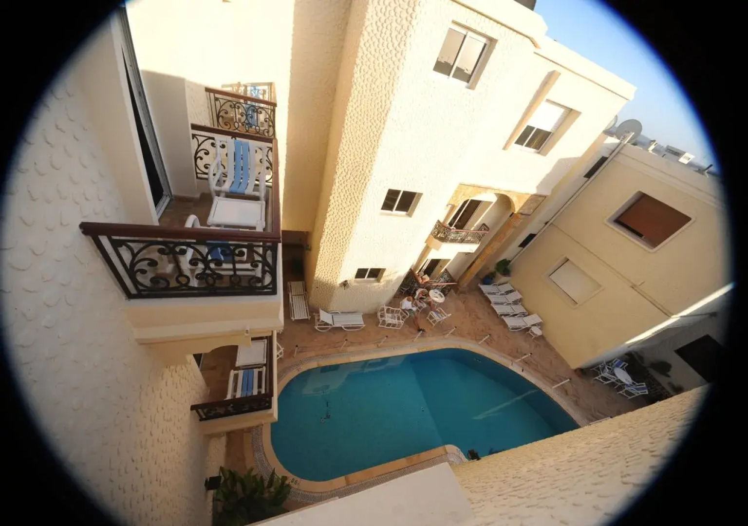 Al Jasira Suites & Spa