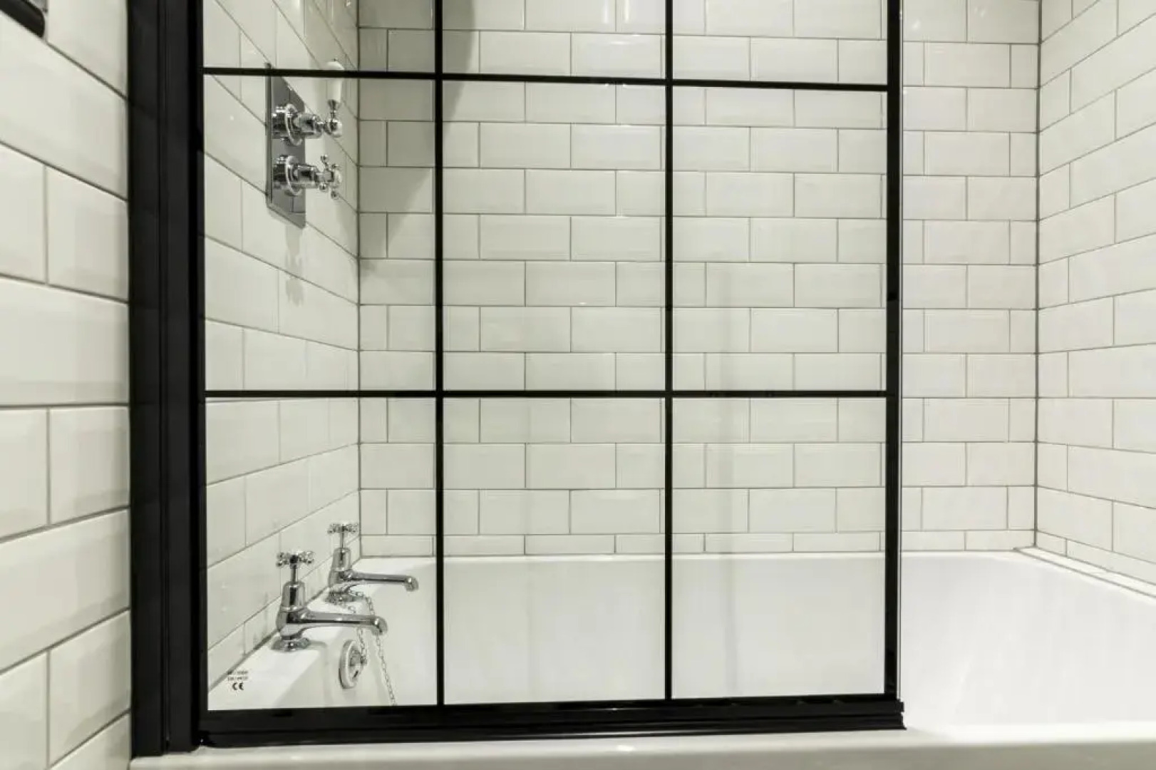 Pieces of Eight - 2 Bedroom Apartment - Tenby - (Windsor House)