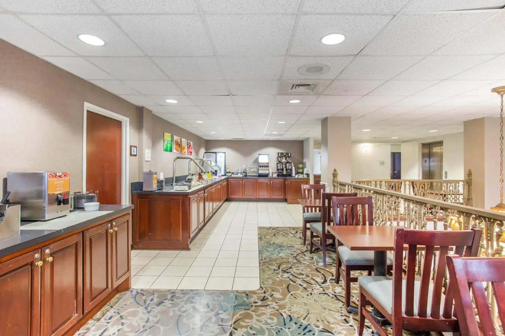 Comfort Inn & Suites Patriots Point