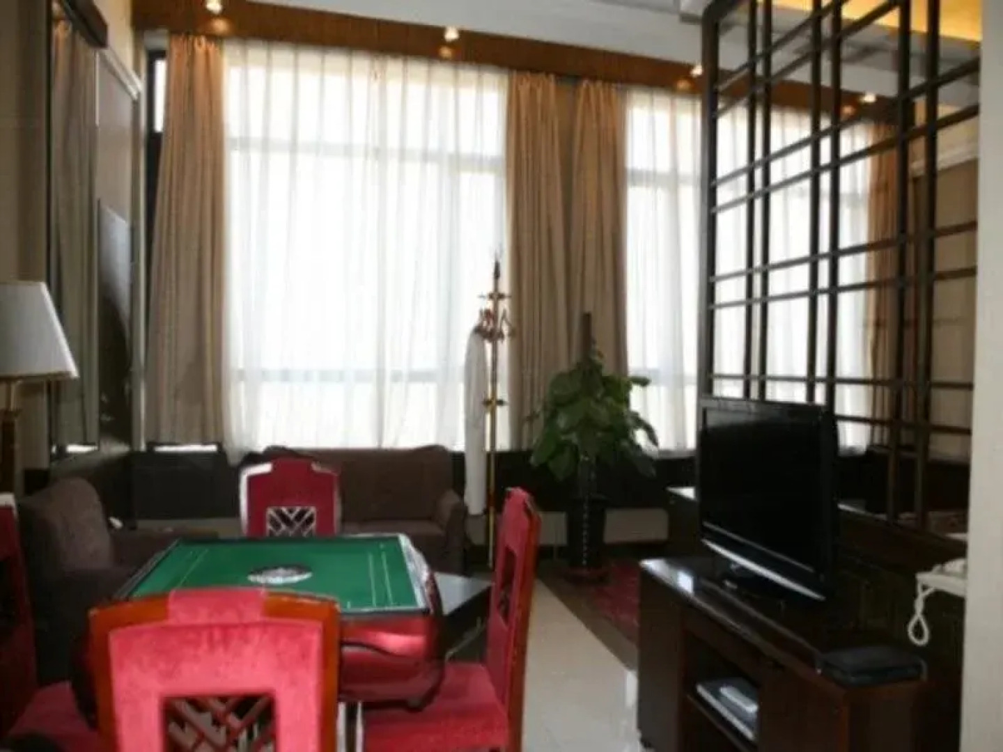 Anshan Sihai Holiday Hotel