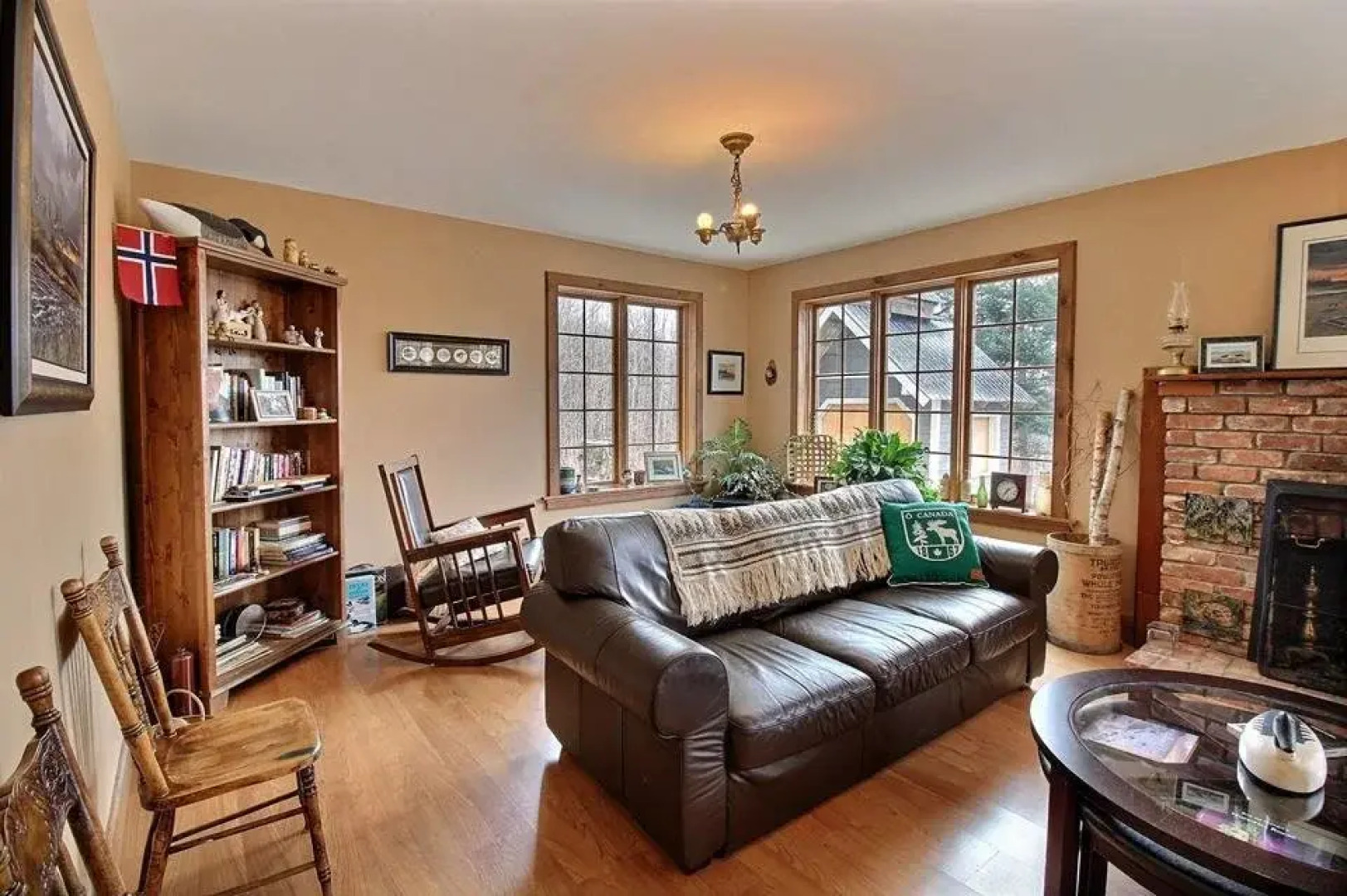 1854, The Maplegrove Inn