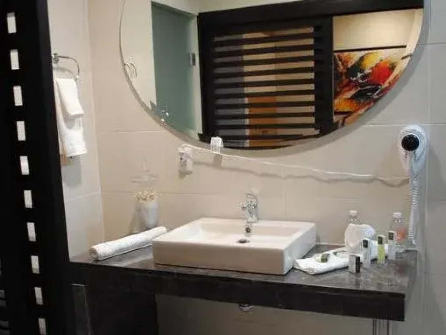 Hotel Centinela Grand