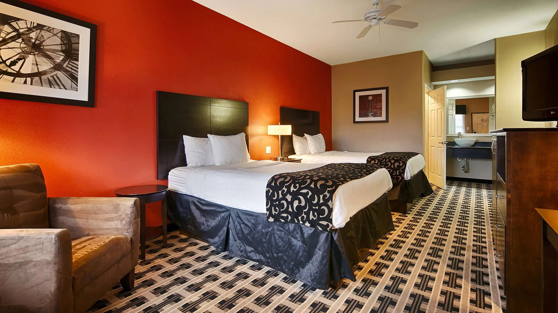 Best Western Laplace Inn