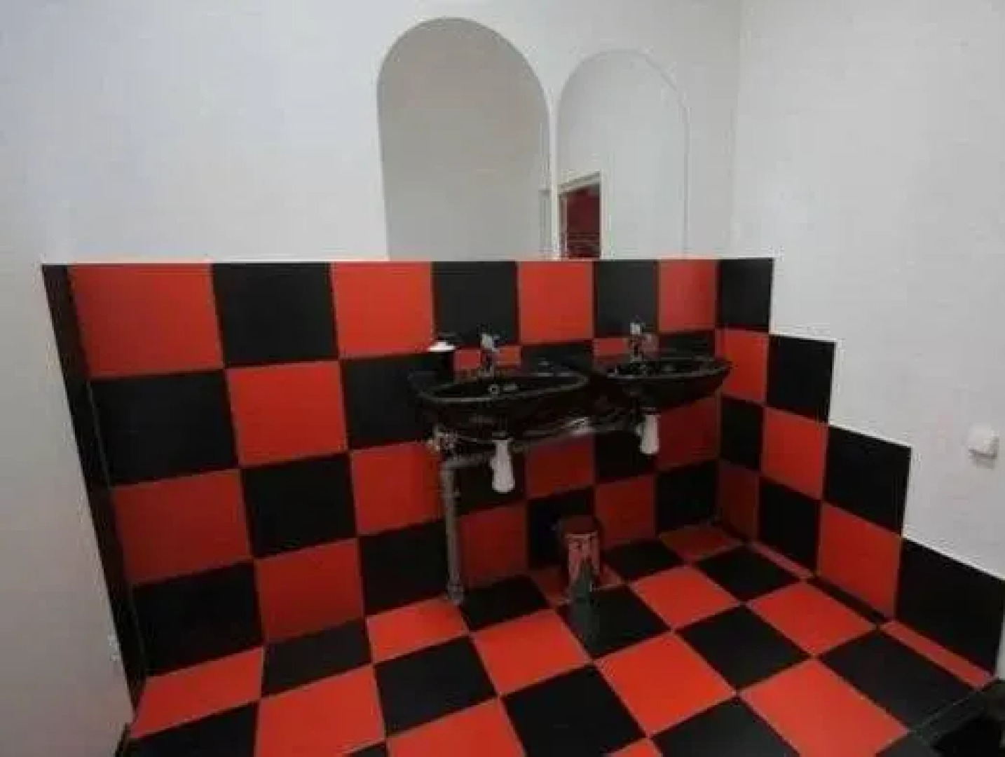 Другой Хостел