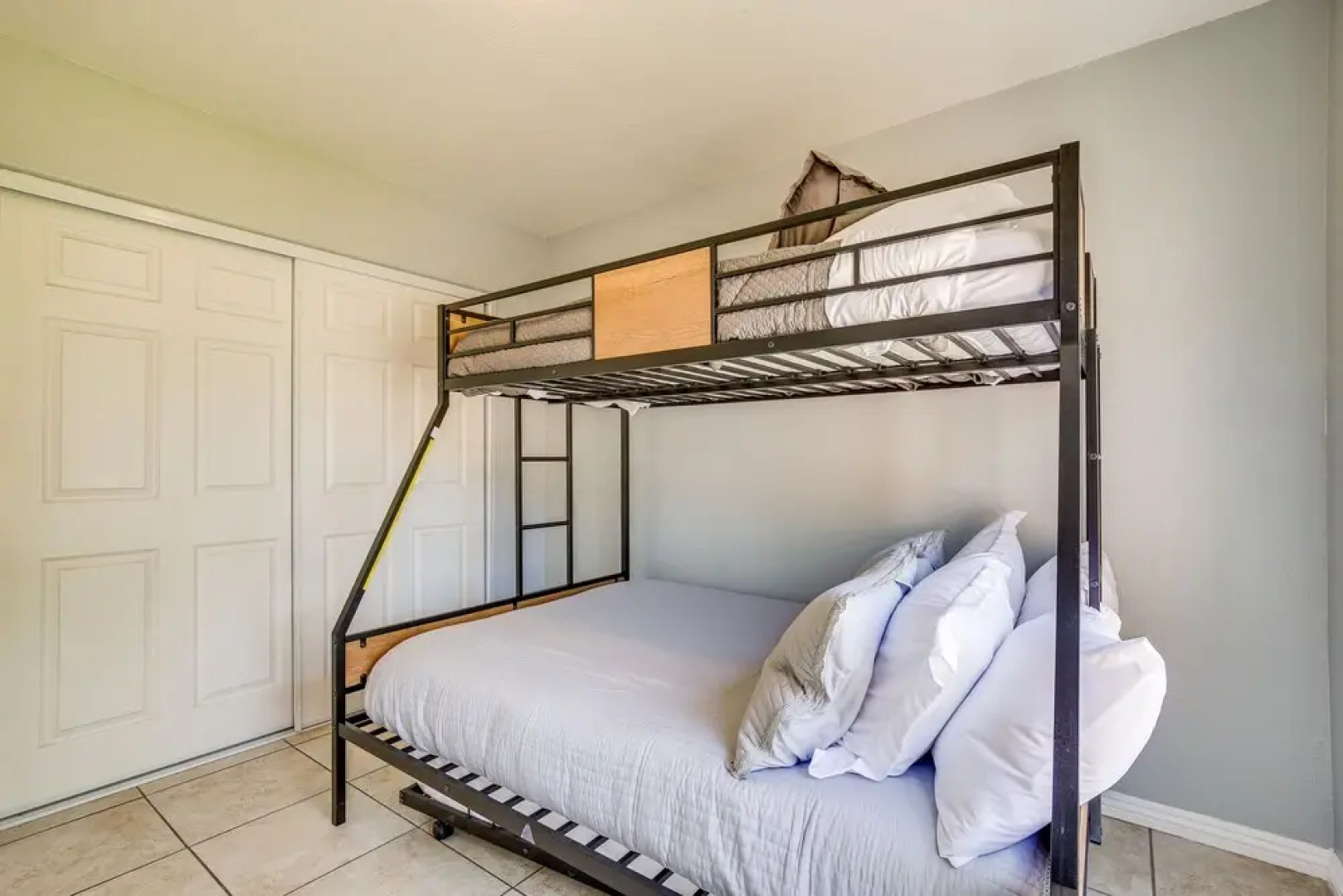 Cozy Coachella Home Rental: Game Room, Grill!