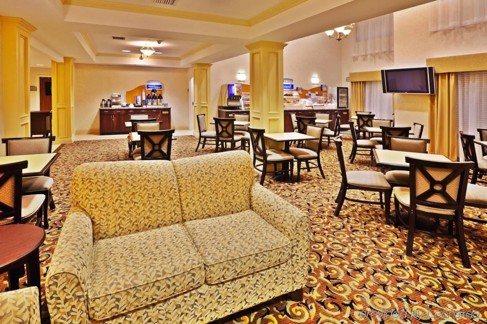 Holiday Inn Express Hotel & Suites Muskogee by IHG