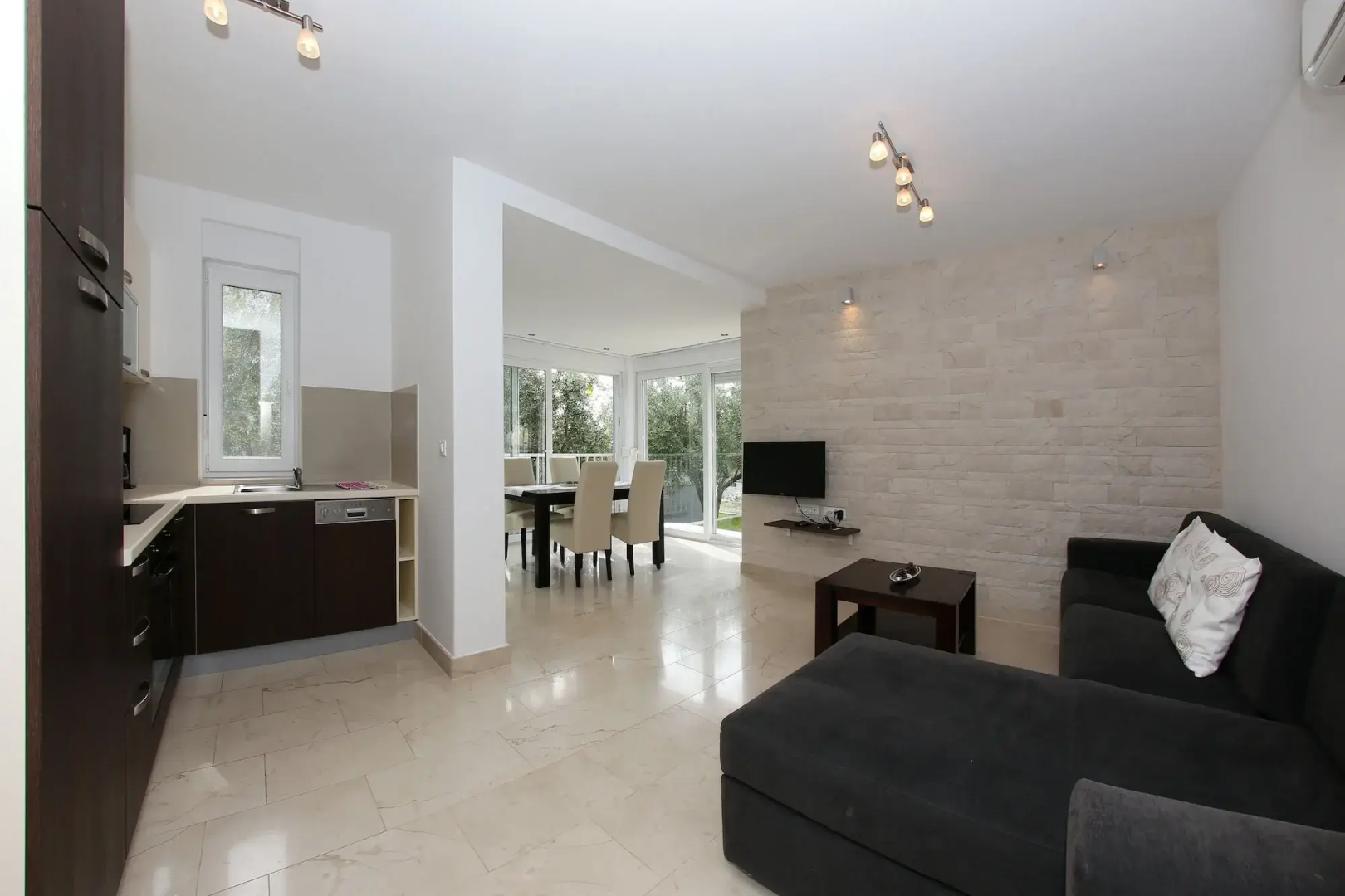 SunAdria Apartments