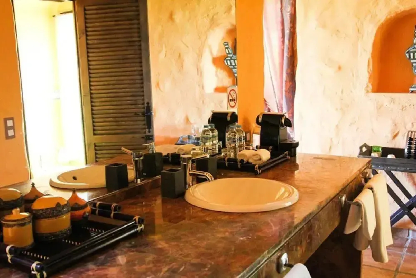 Casa Pino, 1 Bed, Sleeps 2, Pool, Hot Tub