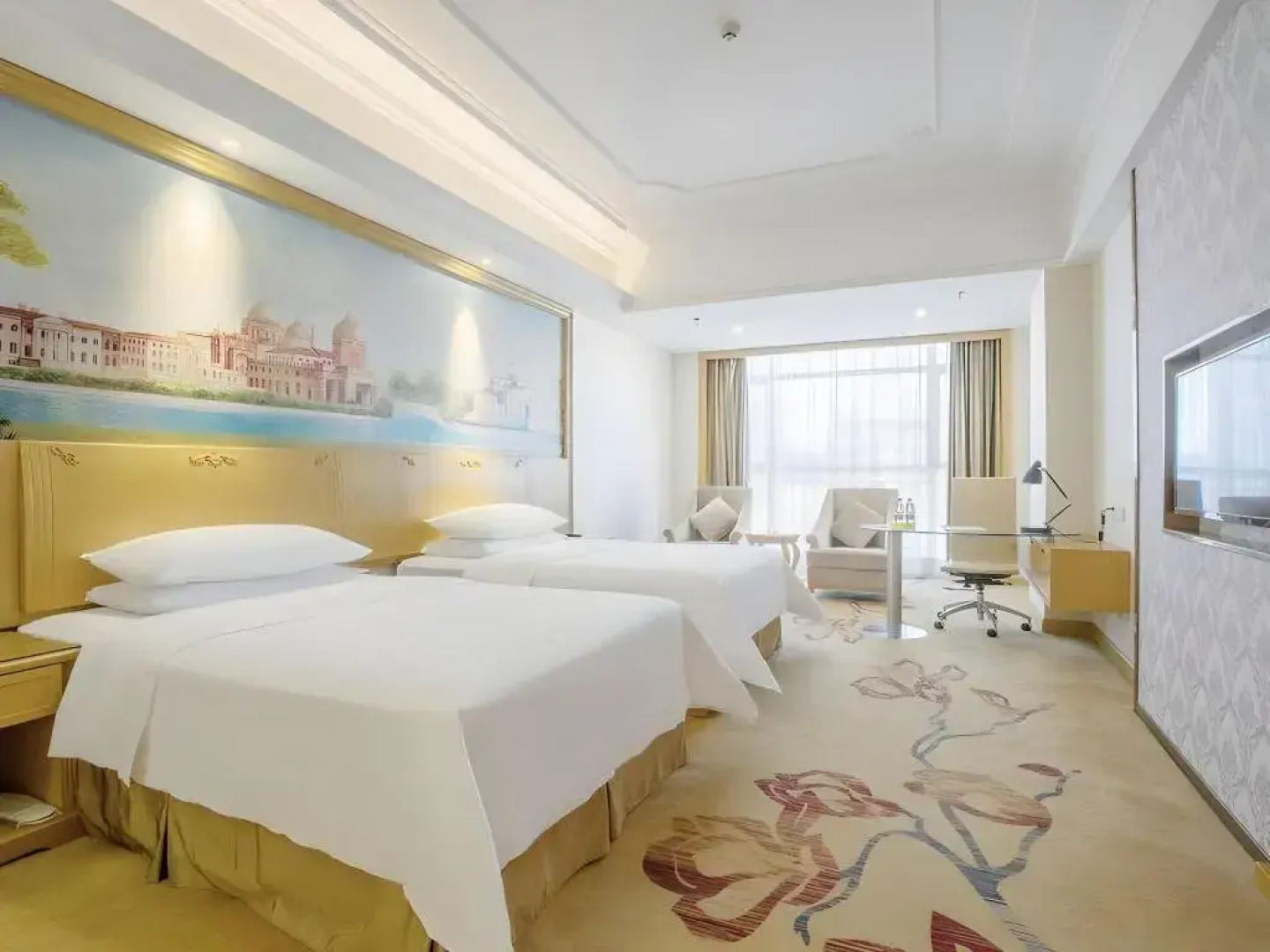 Vienna International Hotel Zhongshan Torch Center