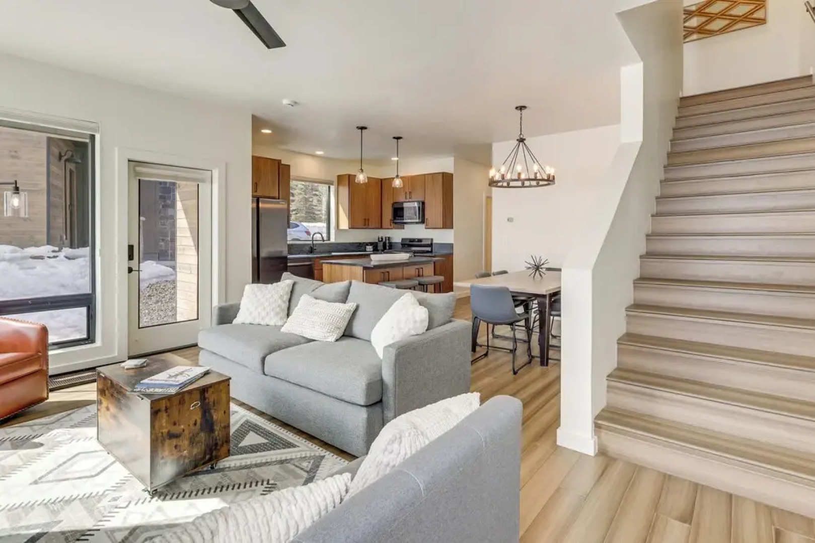 Walk to Ski Lift: Granby Ranch Family Retreat!