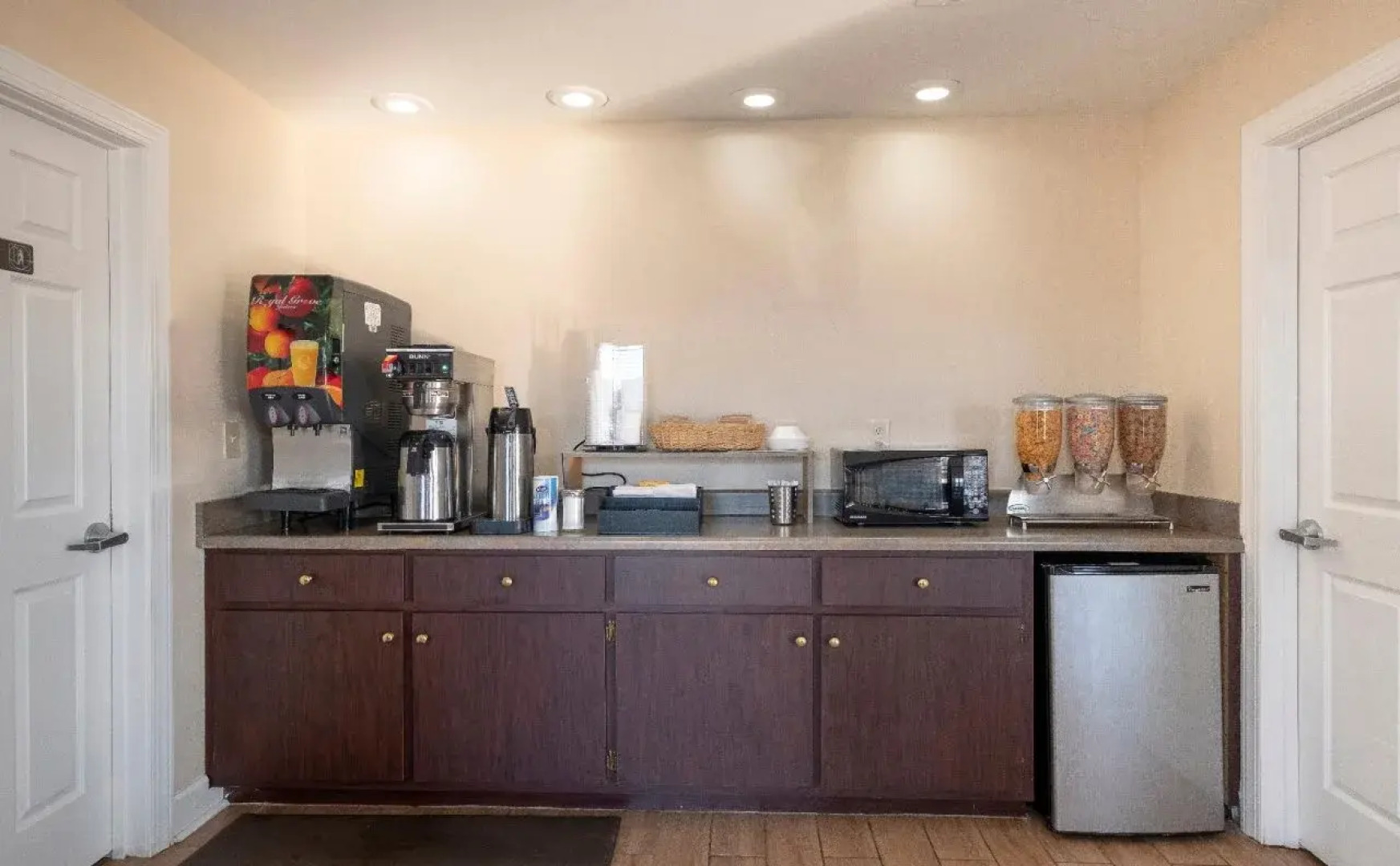 Red Roof Inn Muscle Shoals