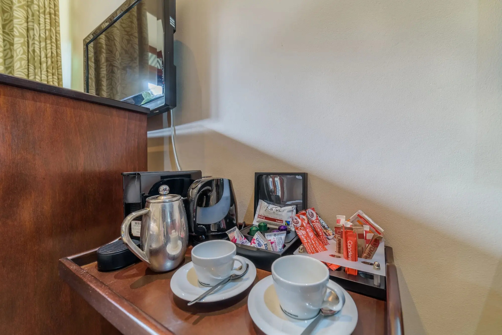 Casterbridge Hollow Boutique Hotel