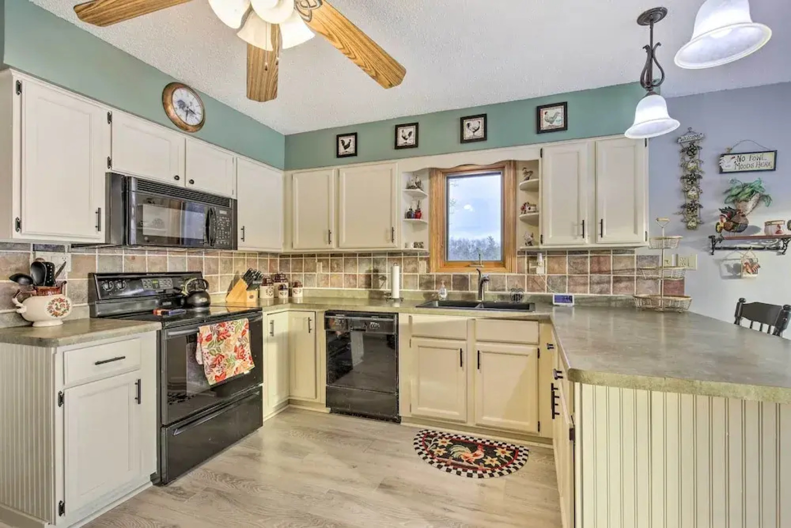 Lake Nokomis Escape w/ Dock & Beach Access