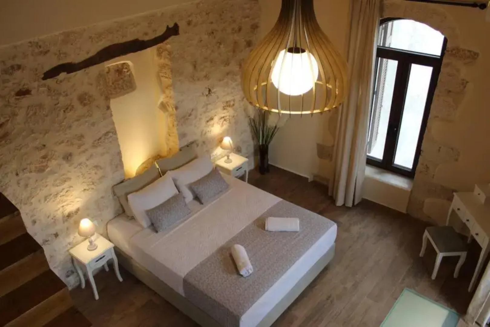 Stone Villa with swimming pool-BBQ!