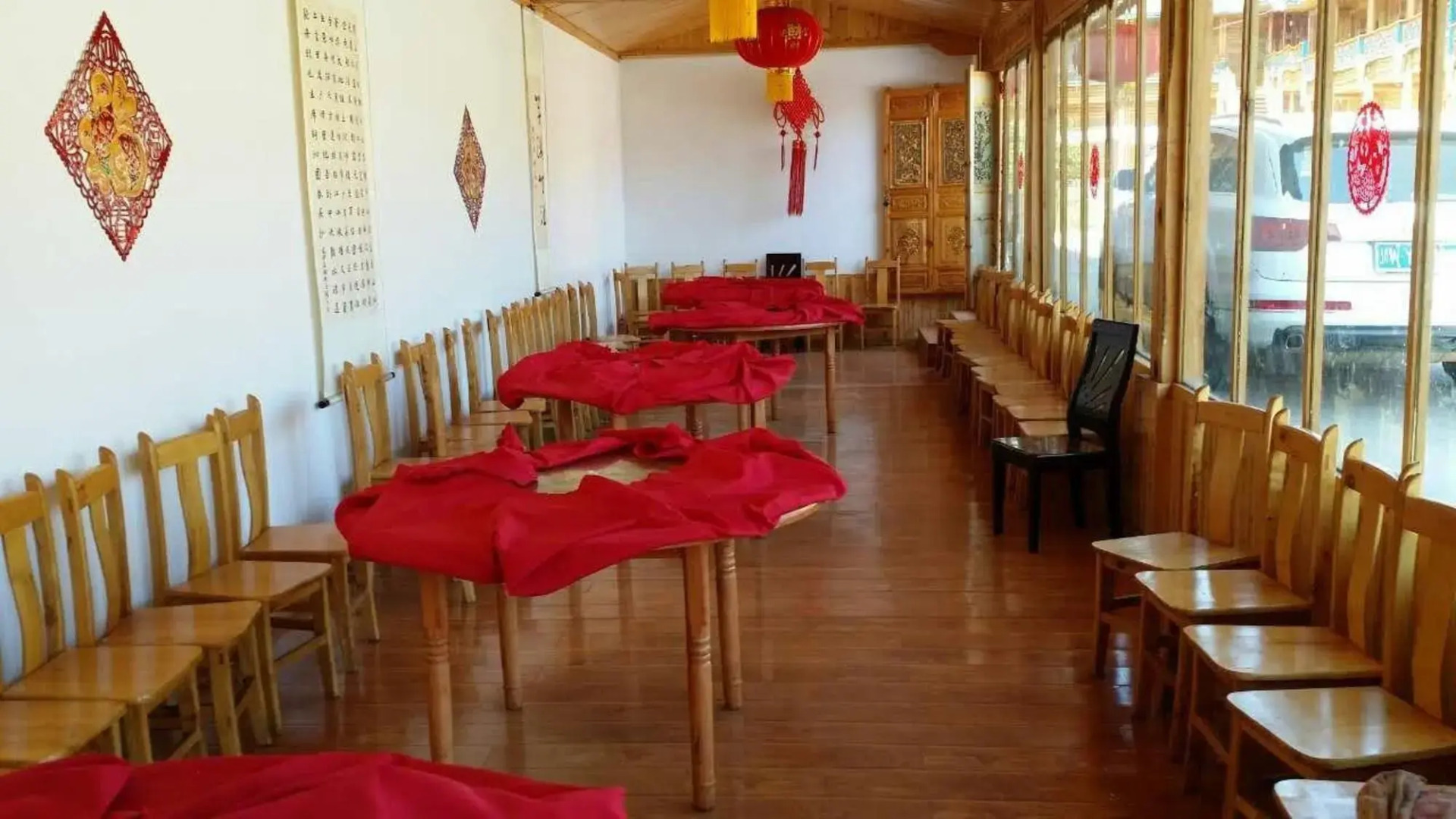 Lugu Lake Youzhua Inn