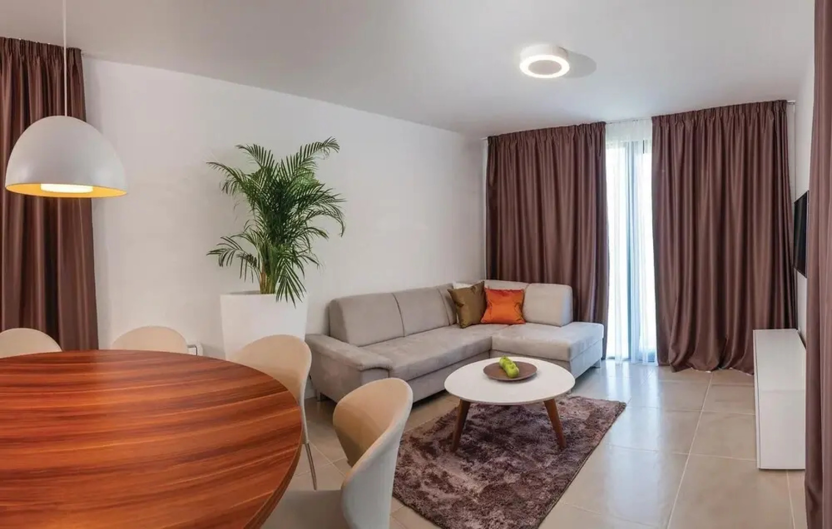 Nice Home in Okrug Gornji With Sauna, Wifi and 5 Bedrooms