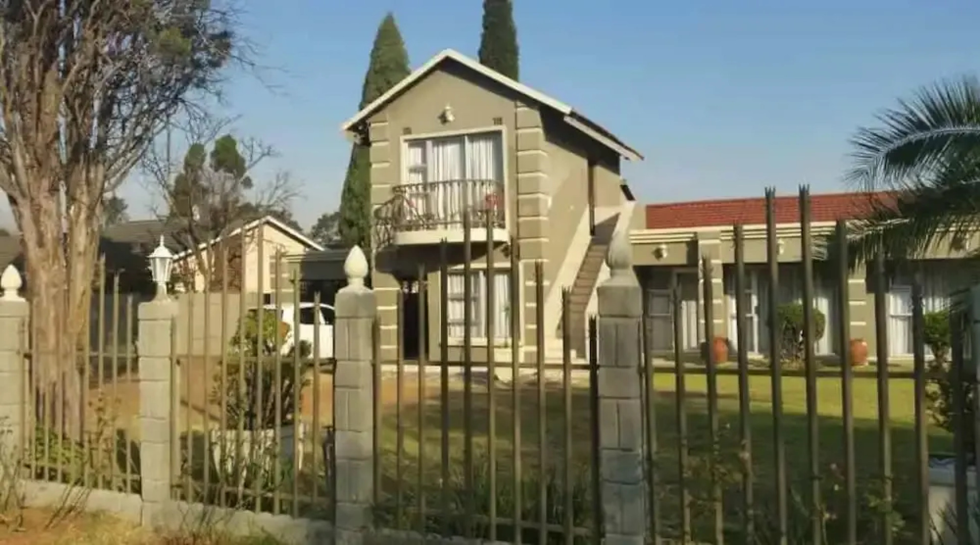 Rolls Royce Guest House