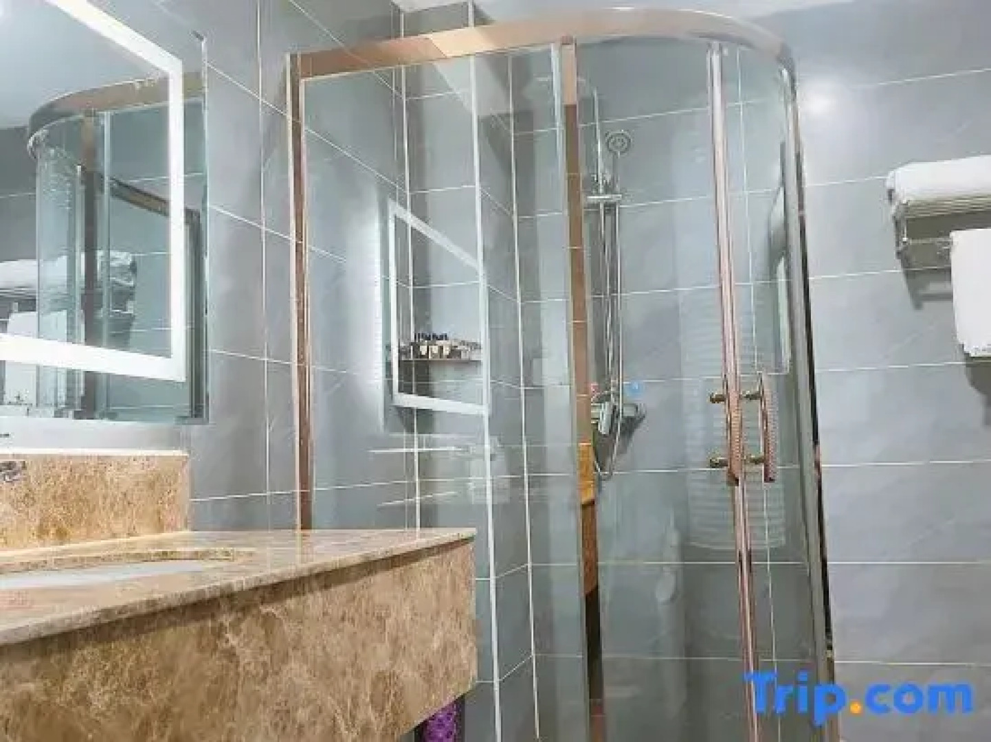 Xizhou International Hotel