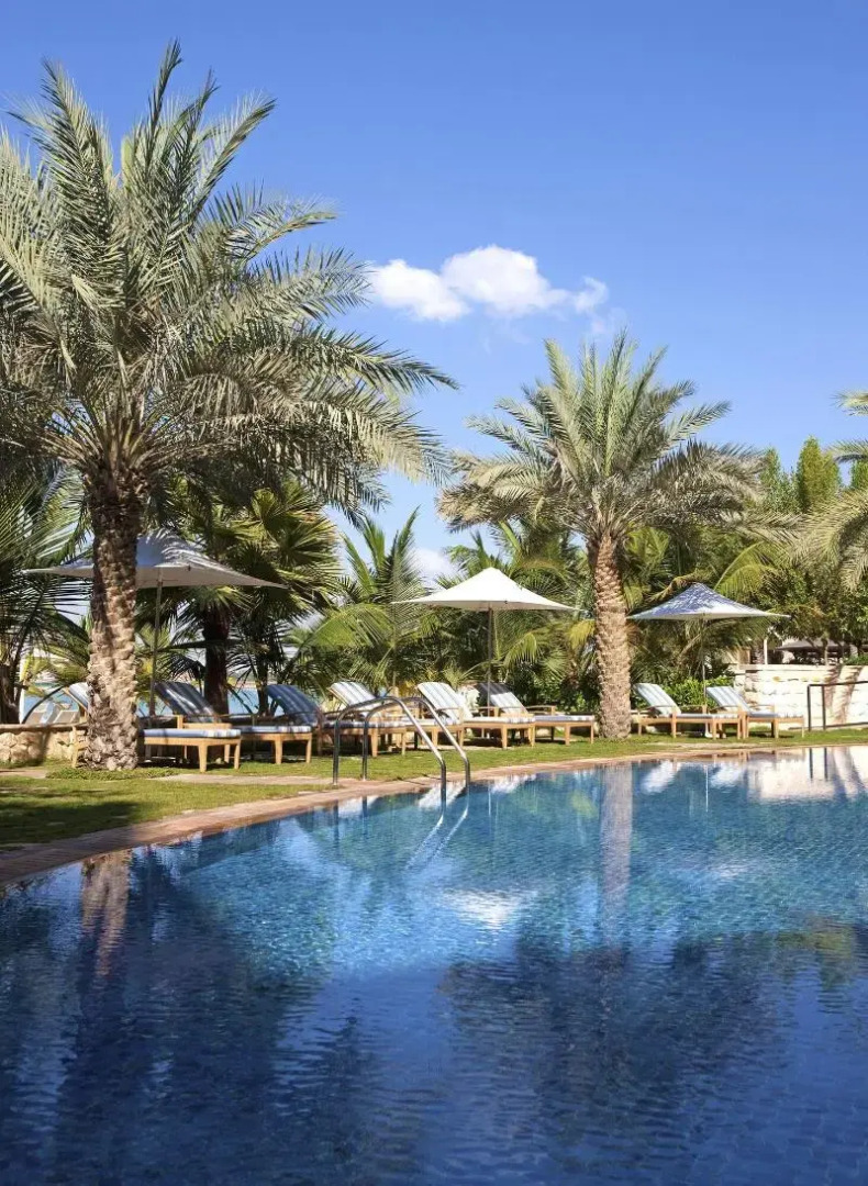 Shangri-La Hotel Apartments Qaryat Al Beri