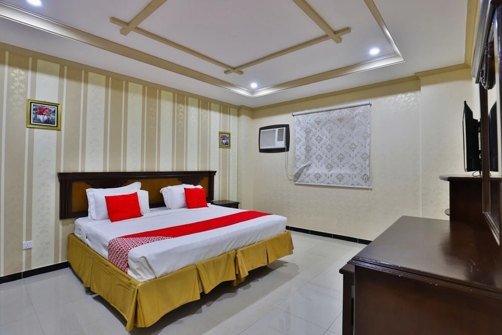 OYO 235 Shate Al Ahlam Hotel